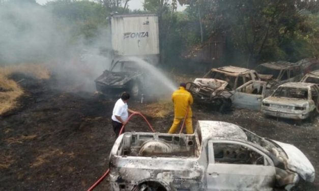 Fuerte incendio en Las Choapas moviliza apoyo de PC de Agua Dulce