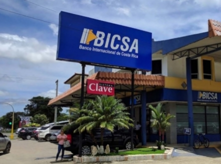 Costa Rica alista venta de bancos estatales para cubrir deuda pública