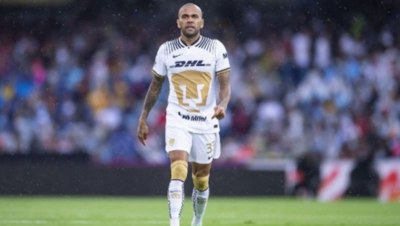 ¿Dani Alves ayuda o perjudica más a Pumas desde su llegada?