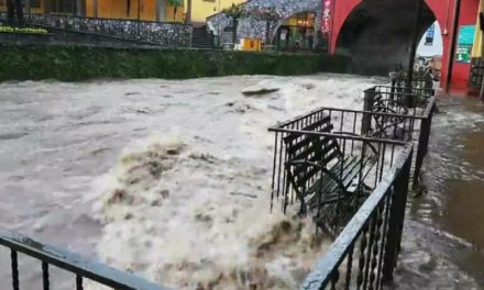 Veracruz: Se desborda río Orizaba ante fuertes lluvias