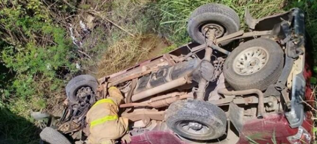 Veracruz: Hombre muere al hundirse con su vehículo en humedal en la carretera Los Robles, Medellín