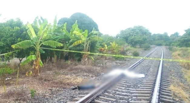 Varón  muere tras ser impactado por el tren, en Tierra Blanca