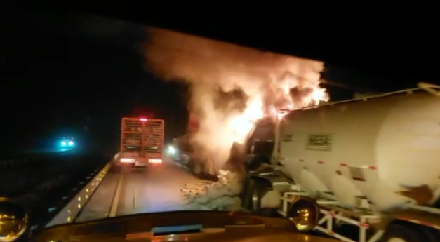 FATAL ENCONTRONAZO EN LA AUTOPISTA 150 CORDOBA-VERACRUZ (VIDEO)