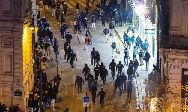 Detenidos y un muerto en Francia por celebraciones de la victoria