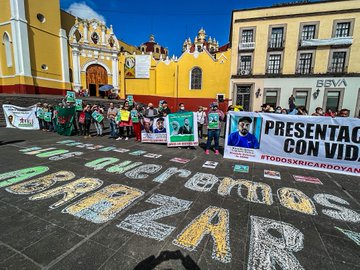 MANIFESTACIÓN FRENTE A PALACIO DE GOBIERNO