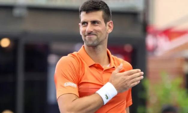 Novak Djokovic debuta con triunfo en Australia