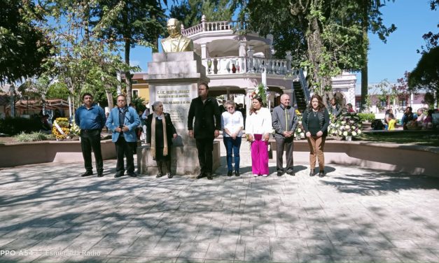 CONMEMORAN EN ALTOTONGA EL 217 ANIVERSARIO DEL NATALICO DE BENITO JUAREZ