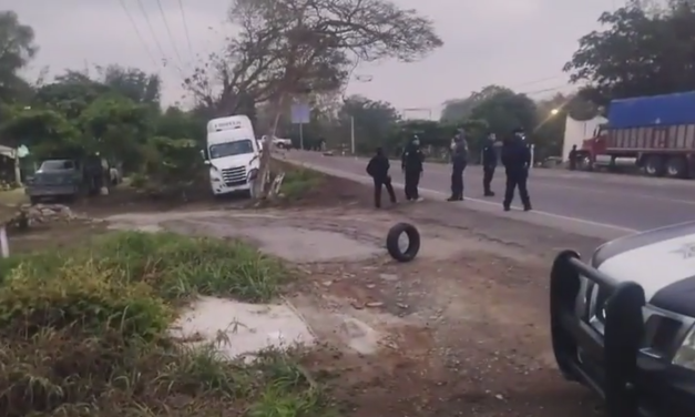 PIERDEN LA VIDA DOS POLICIAS DE SEGURIDAD PUBLICA (VIDEO)