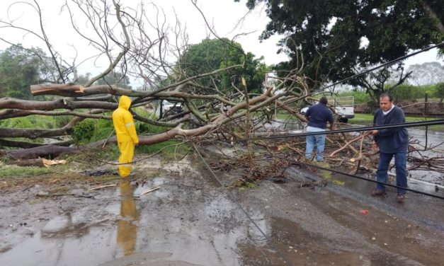 ATIENDE PC FAMILIAS AFECTADAS POR LAS LLUVIAS EN MARTINEZ DE LA TORRE