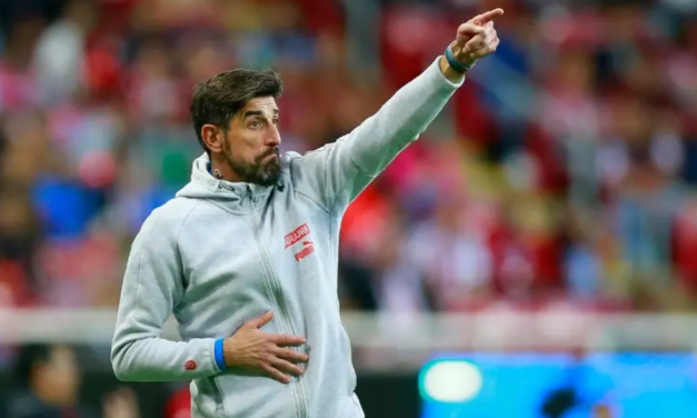 Paunovic agradece que lo comparen con Matías Almeyda