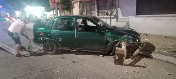 Cinco personas lesionadas en choque de vehículo en Coatzacoalcos