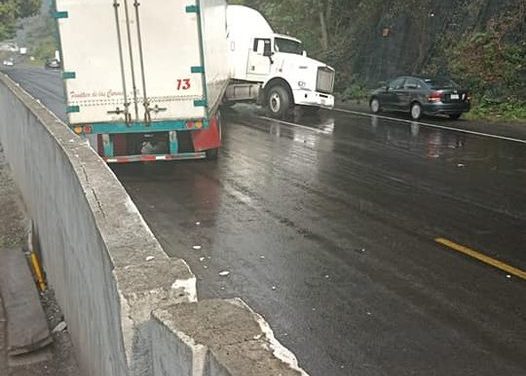 CIERRE PARCIAL DE CIRCULACIÓN POR ACCIDENTE