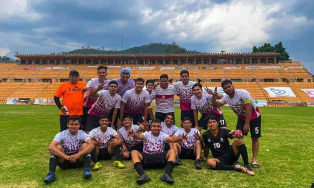 Alumnos del Tecnológico de Tierra Blanca sufren accidente tras acudir a torneo deportivo