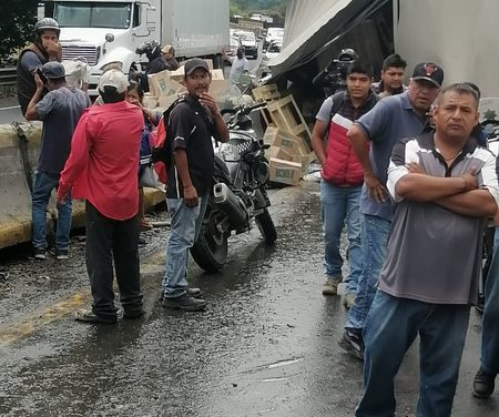 CHOQUE MULTIPLE AUTOPISTA CIUDAD MENDOZA-ORIZABA