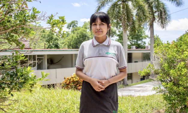 Alumna de Conalep Papantla, primer lugar en National Student Prize 2023