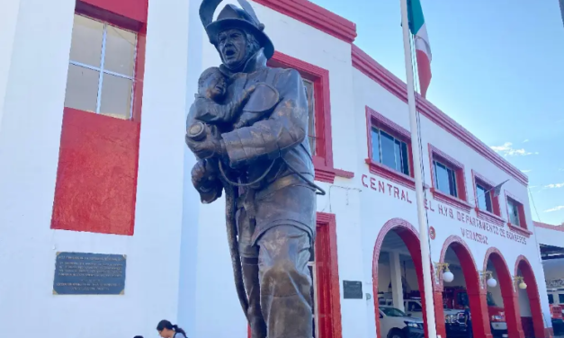 Bomberos Veracruz recuerda a víctimas del sismo de 1985