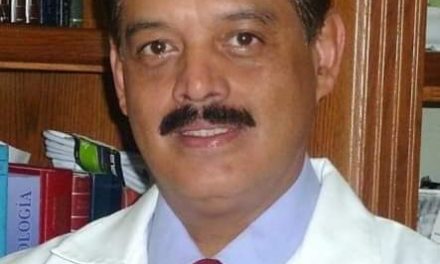 Tras asalto cierra su consultorio el doctor Norberto Luna en #Coatzacoalcos