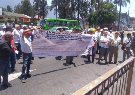 SE CUMPLE 24 HORAS DE PLANTÓN CONTRA ALCALDE DE RIO BLANCO, EXIGEN DEVOLUCIÓN DE INMUEBLE