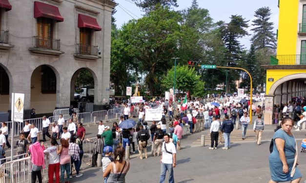 DESFILE DEL DÍA DEL TRABAJO EN LA CIUDAD DE XALAPA (VIDEO)