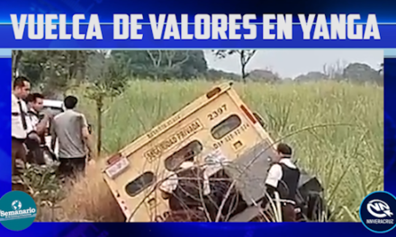 VUELCA CAMIONETA DE VALORES EN YANGA