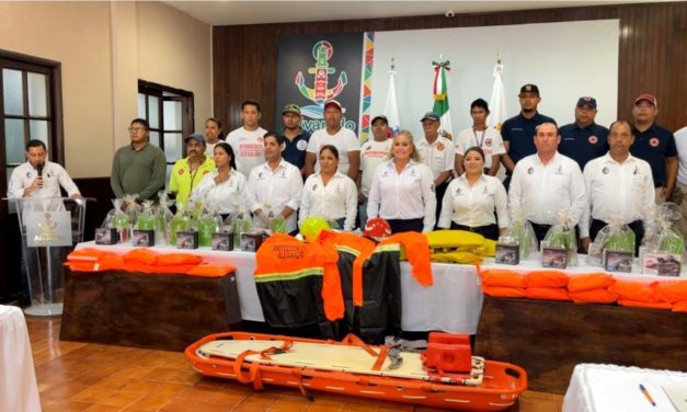 RECONOCEN LABOR DE BOMBEROS DE ALVARADO