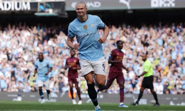 Un triplete de Haaland lleva al Manchester City a la victoria