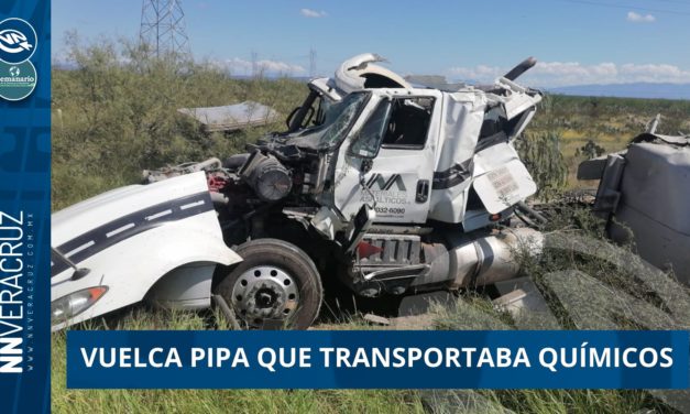 VUELCA PIPA CON QUÍMICOS