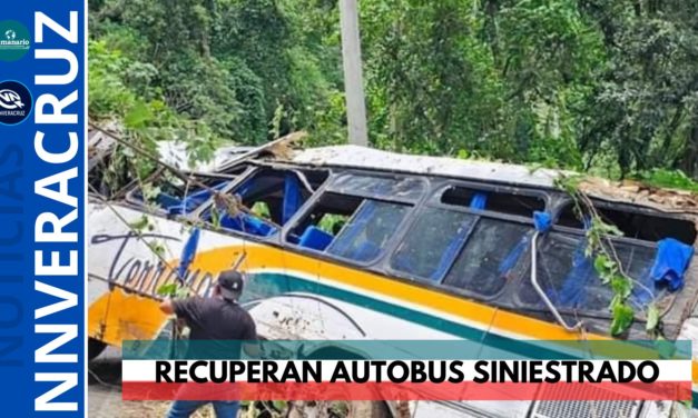 RECUPERAN AUTOBÚS SINIESTRADO (FOTOS)