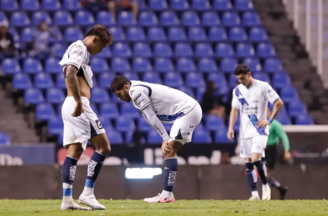 Va menos gente a los estadios de la Liga MX