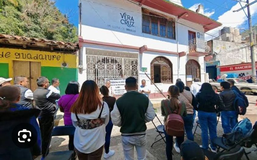 INCONFORMES MAESTROS POR NOMBRAMIENTO DE UN DELEGADO DE EDUCACIÓN REGIONAL EN ZONGOLICA