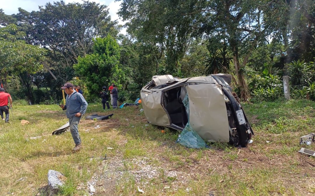 CHOQUE Y VOLCADURA DE UN HERIDO