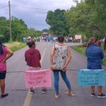 PADRES DE FAMILIA BLOQUEAN CARRETERA PIEDRAS NEGRAS – IGNACIO DE LA LLAVE