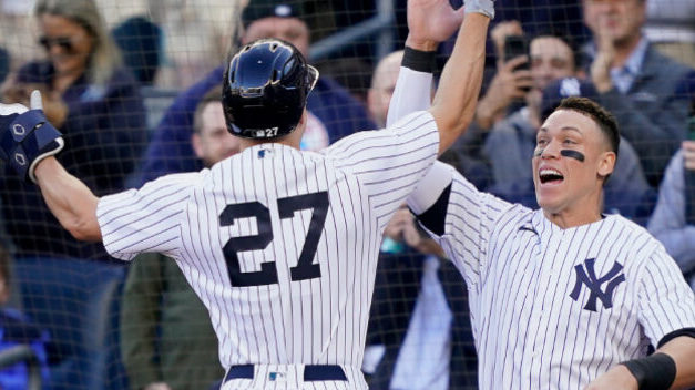 **Los Yankees Logran un Dramático Avance a la Serie de Campeonato al Vencer a Kansas City**