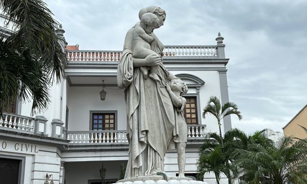 VANDALIZAN ESTATUA DE MÁRMOL DE 1860 EN VERACRUZ PUERTO