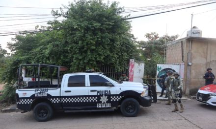 ASESINAN A BALAZOS A CONOCIDO JOVEN EN UN RESTAURANTE DE COMIDA EN ACAYUCAN