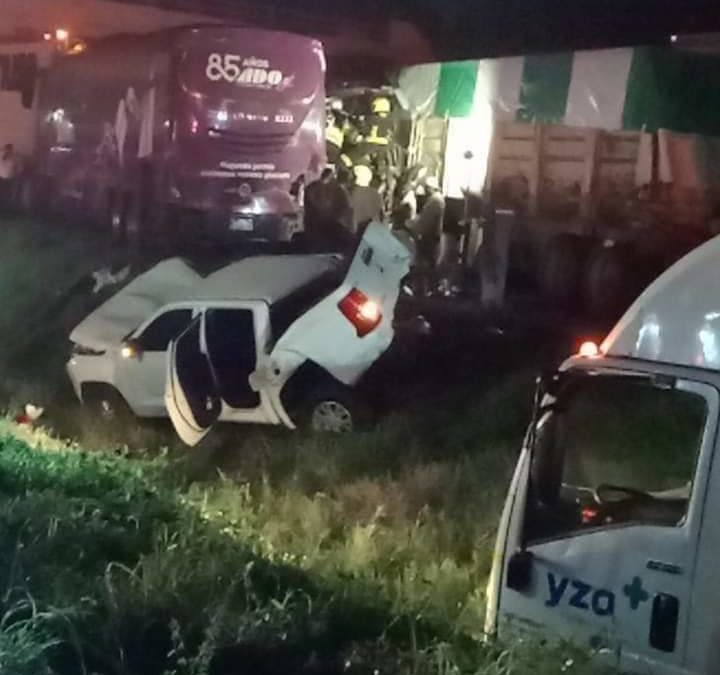 SEIS LESIONADO EN UN CHOQUE ENTRE UN ADO Y CAMIONETA