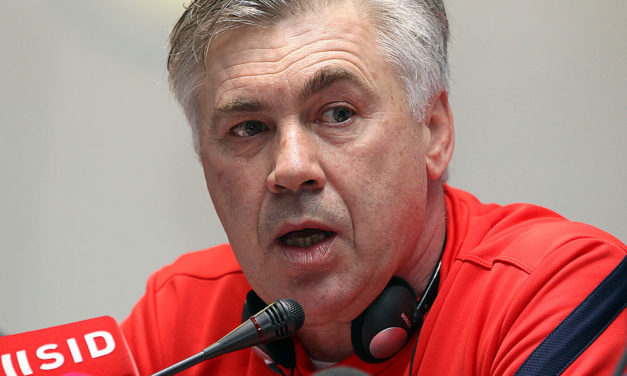 Carlo Ancelotti pone en duda la participación de Vinícius en Champions