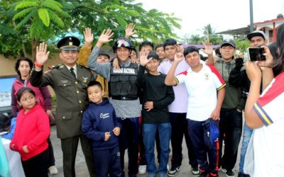 En Tilapan Defensa exhibe muestra fotográfica «La Gran Fuerza de México, Siempre por ti, siempre por México».