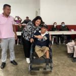 Este fin de semana, el DIF Municipal, bajo la presidencia del Ing. Felipe Rubio Solana, llevó a cabo una exitosa jornada de salud en la Colonia Buenavista. Durante este evento, se realizaron consultas médicas, extracciones dentales y adaptación de lentes para la comunidad.