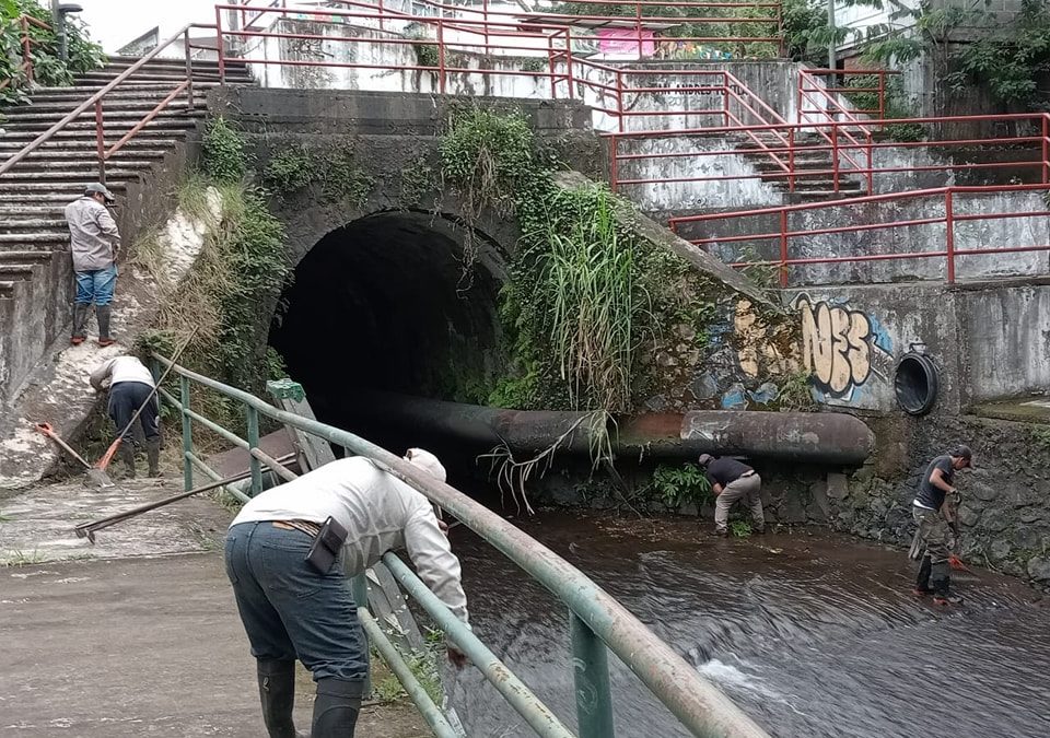 LIMPIEZA DE ANDADORES MARGINALES DEL RIO TAJALATE EN SAN ANDRES TUXTLA