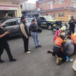 Motociclista herido al chocar con automóvil