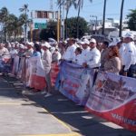 Desfilan petroleros para conmemorar el 87° Aniversario de la Expropiación Petrolera